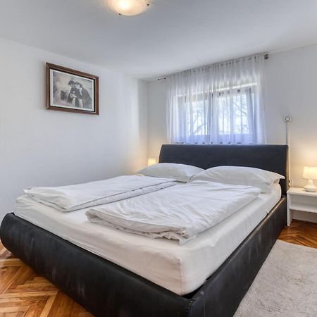 Apartment Albaneze By Interhome นยีวีเซ ภายนอก รูปภาพ