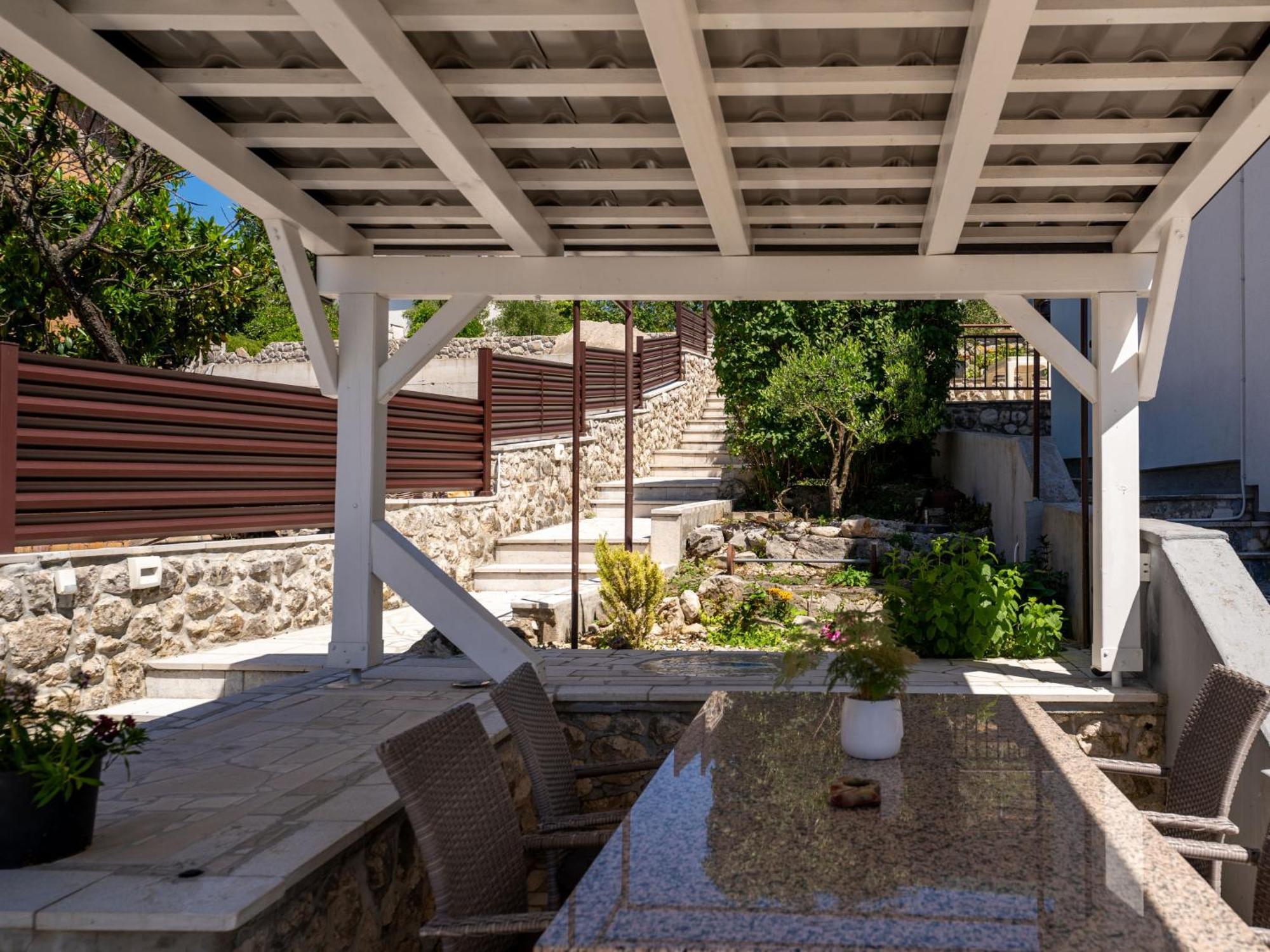 Apartment Albaneze By Interhome นยีวีเซ ภายนอก รูปภาพ